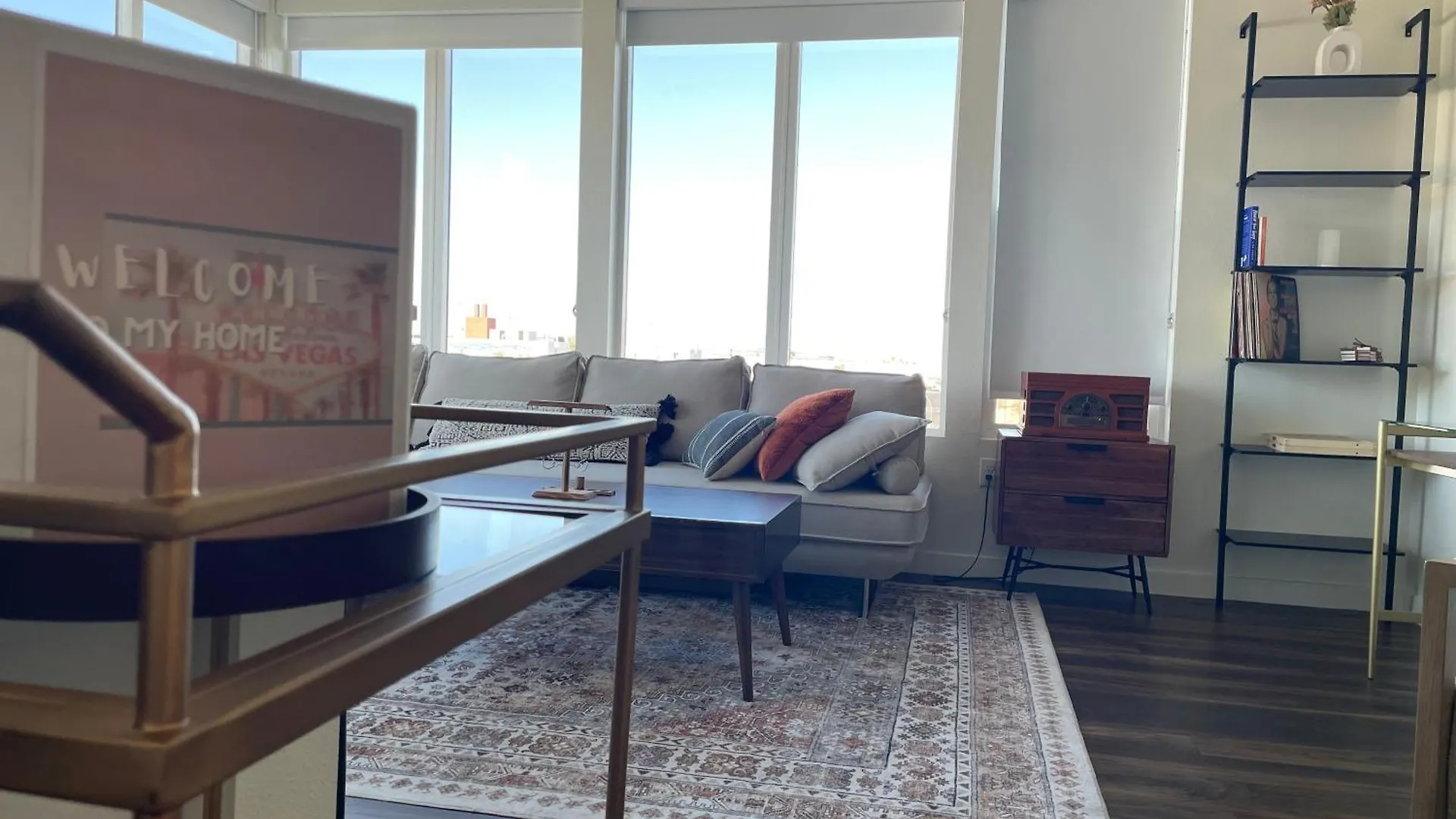 Apartment 3 Bedroom Downtown Las Vegas