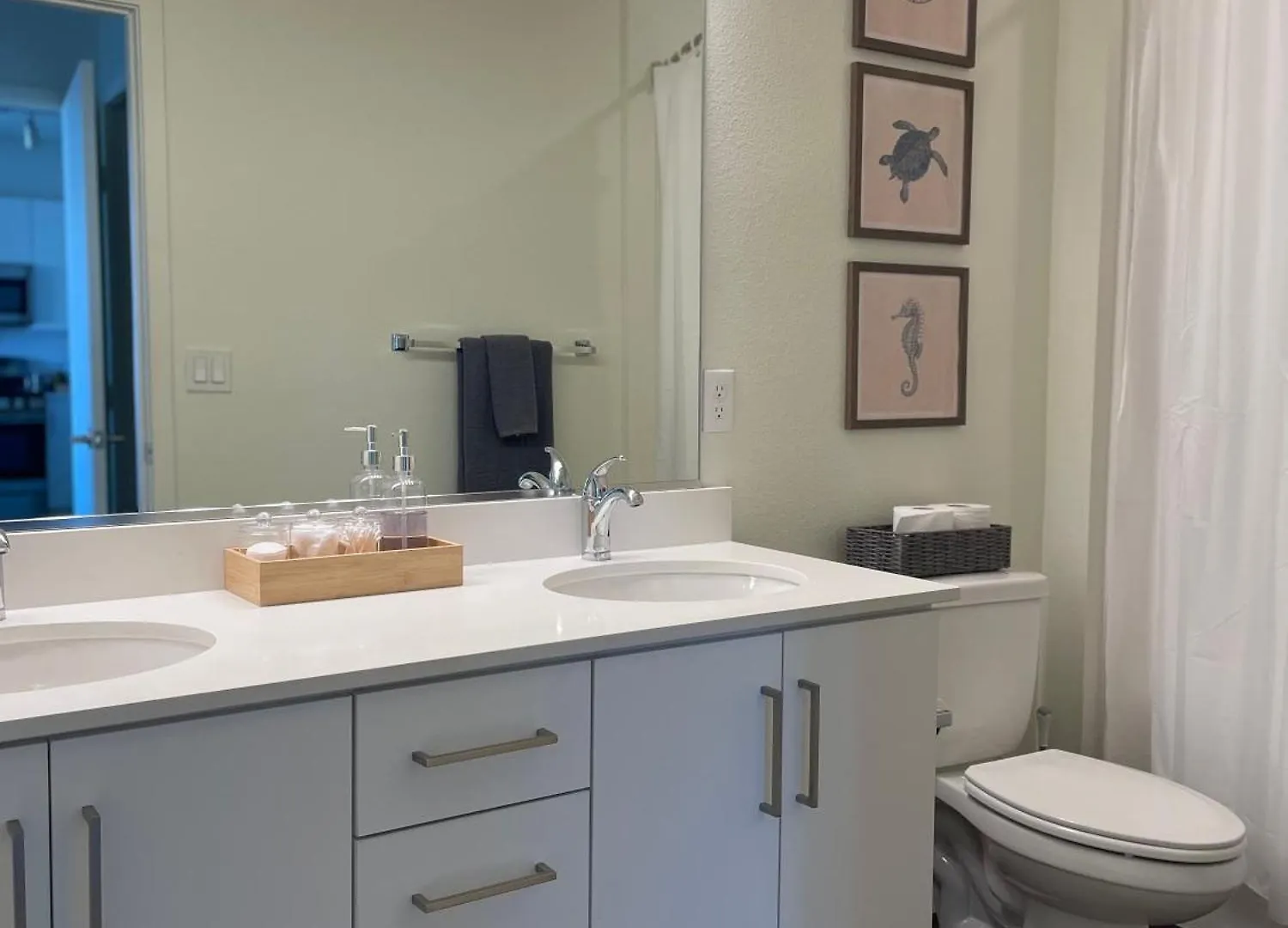 3 Bedroom Downtown Las Vegas