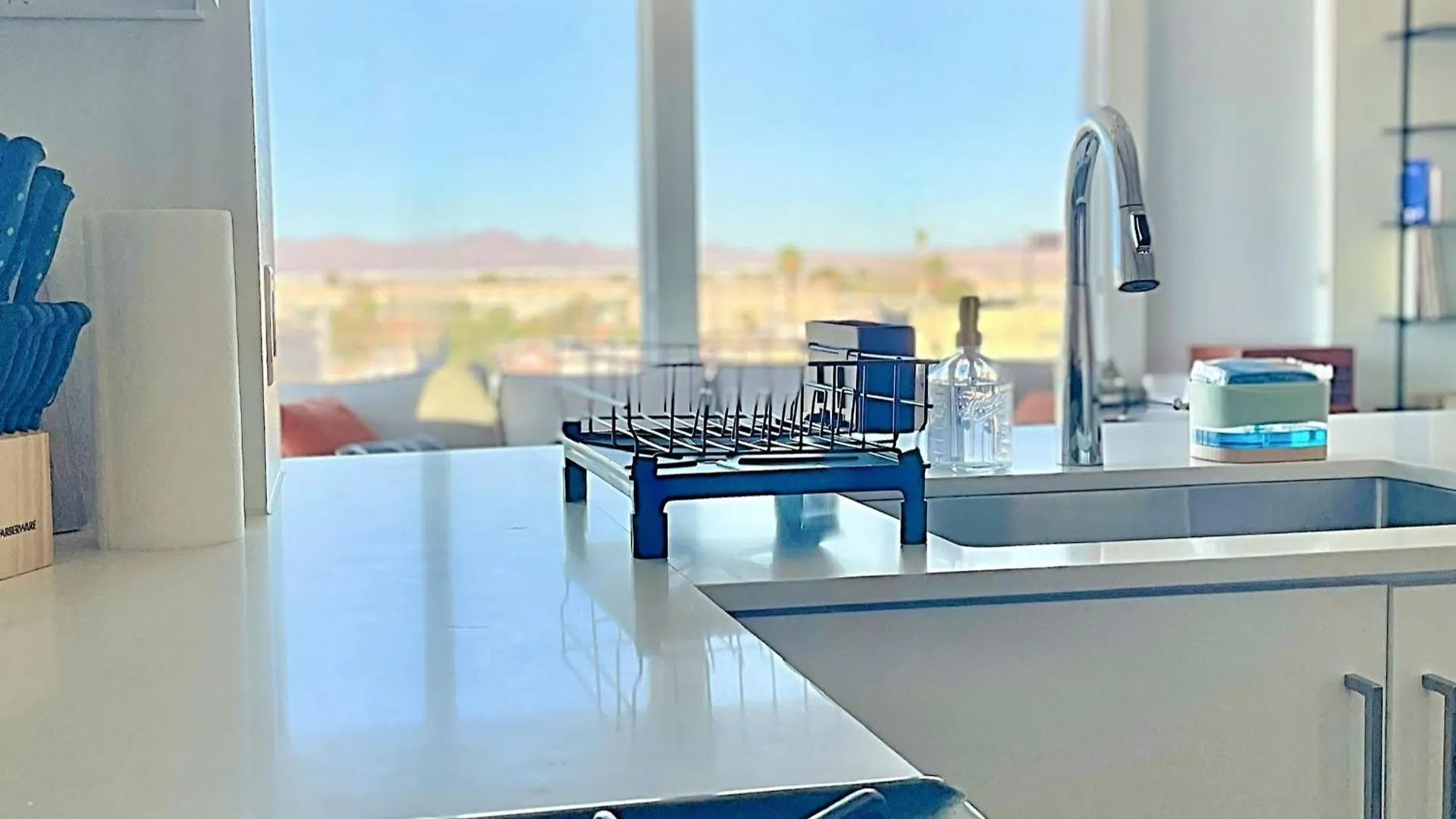 3 Bedroom Downtown Las Vegas Apartment