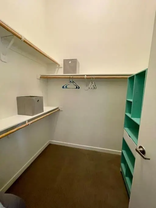 3 Bedroom Downtown Las Vegas Apartment